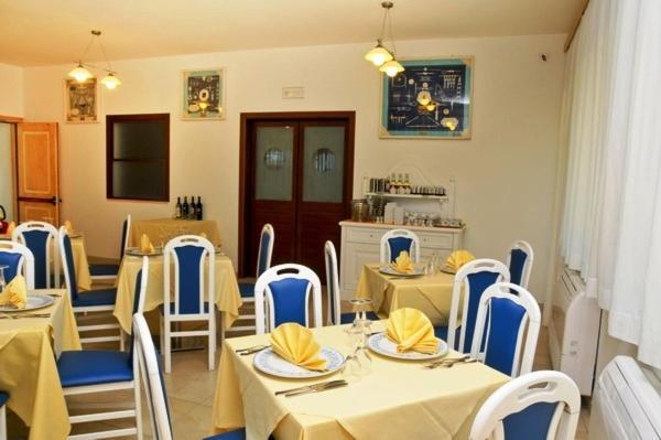 Hotel Ristorante Il Vascello Costa Rei Buitenkant foto