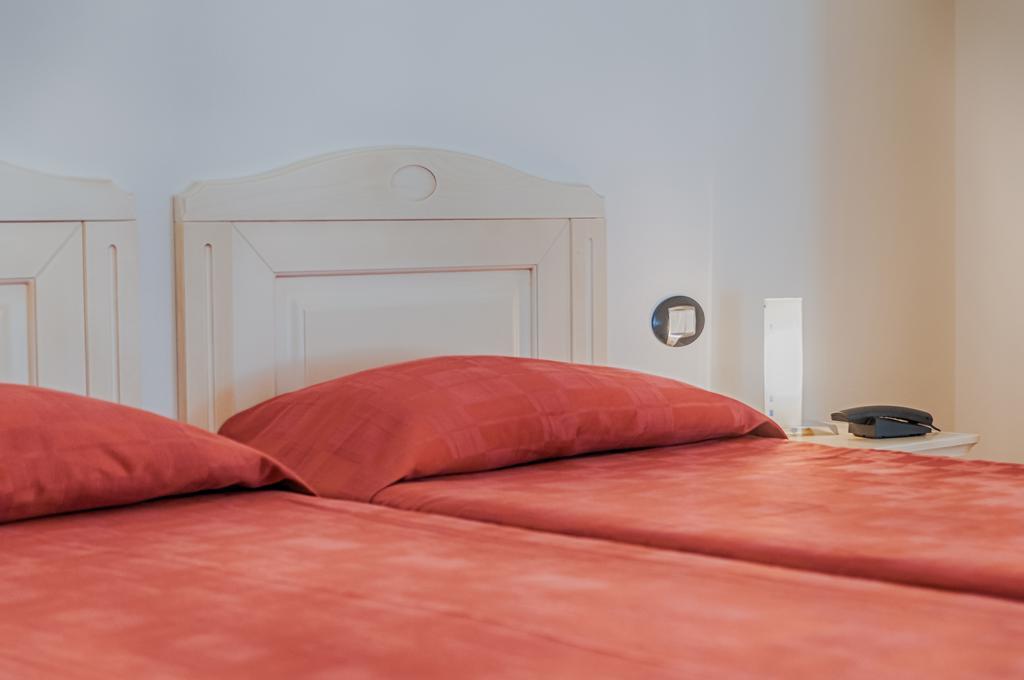 Hotel Ristorante Il Vascello Costa Rei Kamer foto